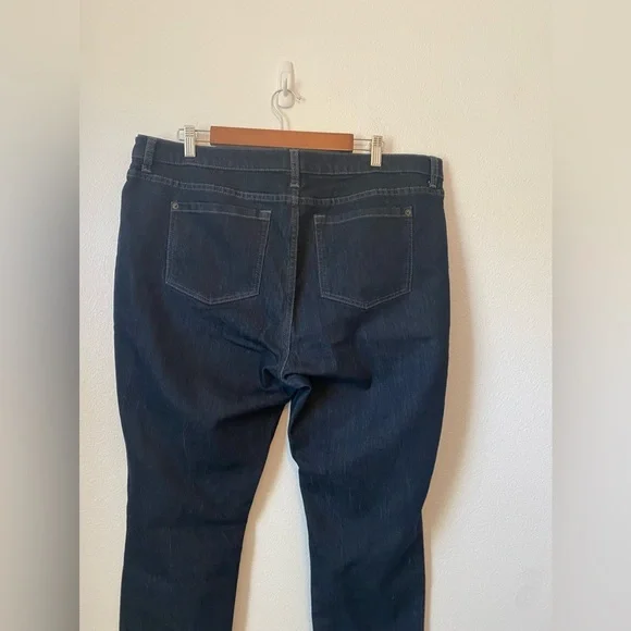 Dress Barn NWOT W62 Modern Fit Skinny Dark Wash Stretch Denim Jeans - Picture 8 of 8